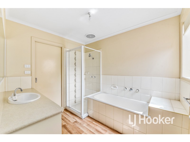 19 Red Cherry Court, Pakenham VIC 3810