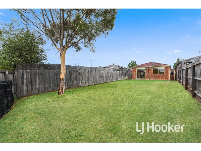 19 Red Cherry Court, Pakenham VIC 3810