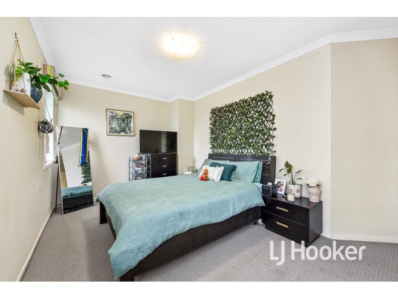 13 Wembley Circuit, Pakenham VIC 3810