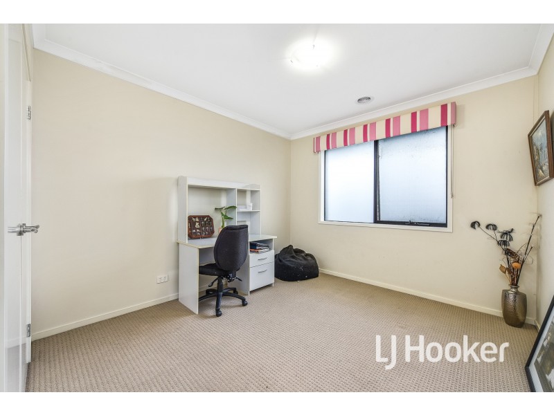 13 Wembley Circuit, Pakenham VIC 3810