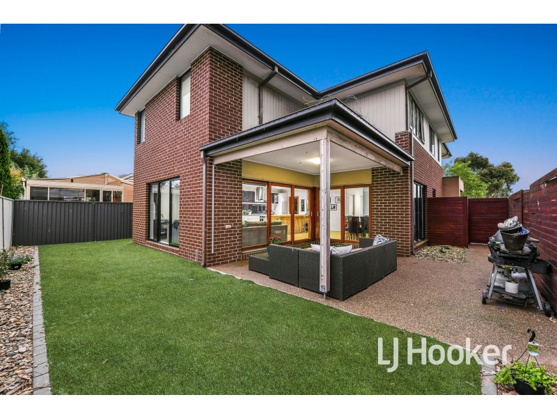 13 Wembley Circuit, Pakenham VIC 3810