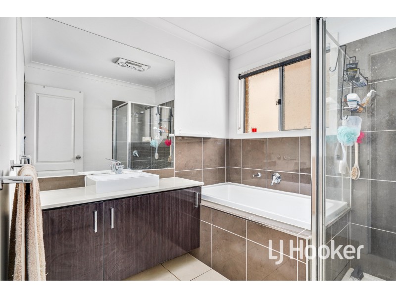 29 Rockford Street, Pakenham VIC 3810