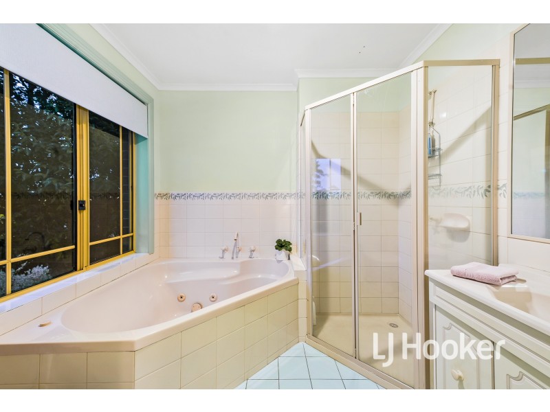 4 Wilma Court, Beaconsfield VIC 3807