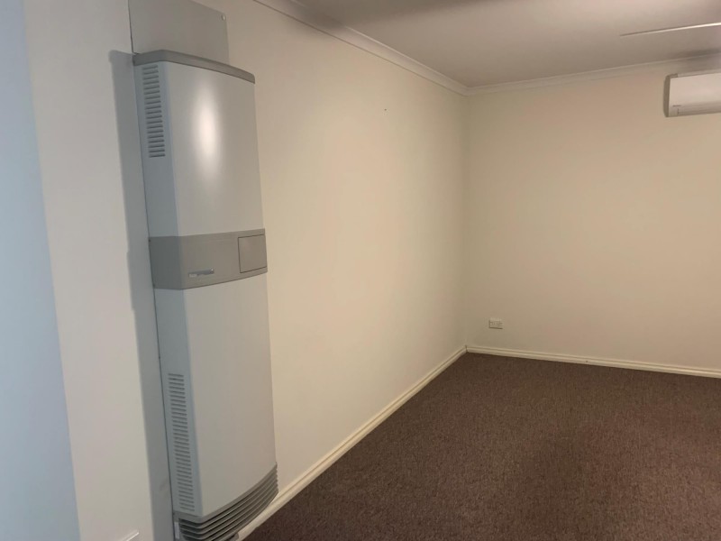 3/9 Henty Street, Pakenham VIC 3810