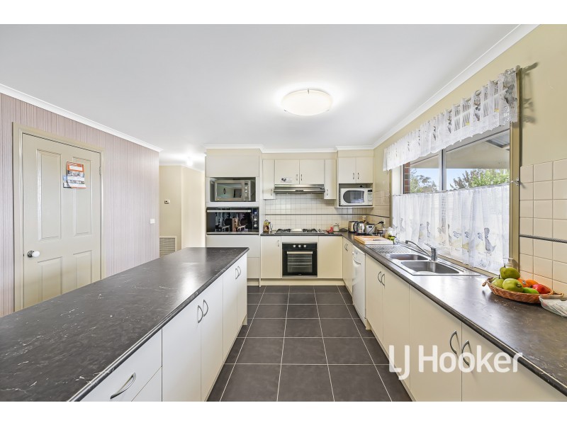 15 Shetland Court, Pakenham VIC 3810