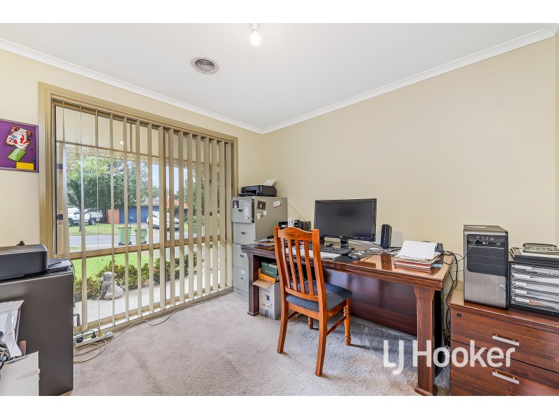 15 Shetland Court, Pakenham VIC 3810