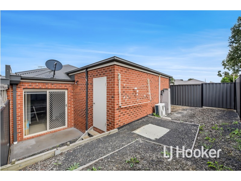 19 Havana Parade, Pakenham VIC 3810