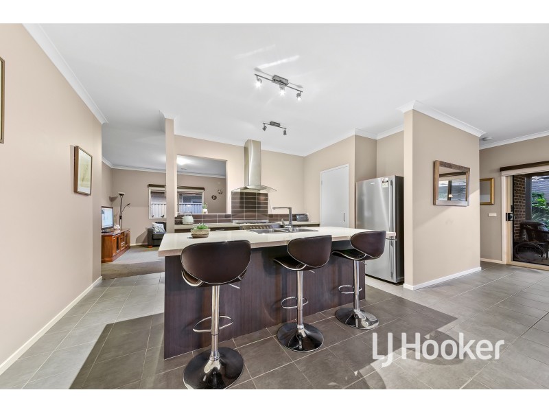 7 Ibis Close, Pakenham VIC 3810