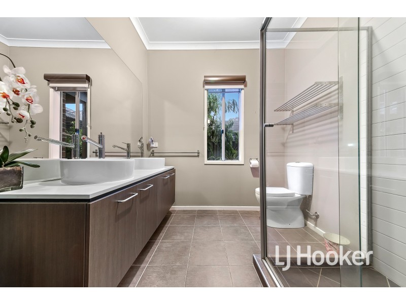 7 Ibis Close, Pakenham VIC 3810