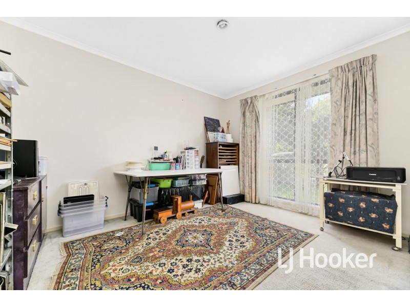 31 Duncan Drive, Pakenham VIC 3810