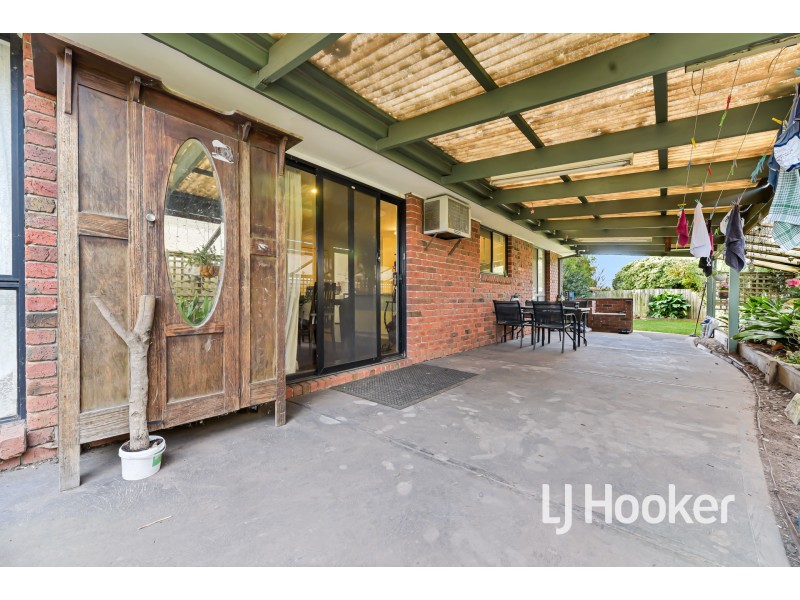 31 Duncan Drive, Pakenham VIC 3810