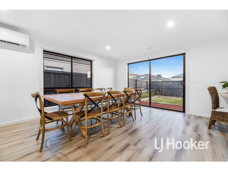 17 Berri Avenue, Officer South VIC 3809