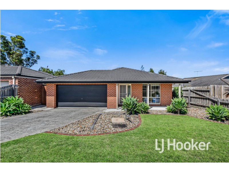 8A Ebony Drive, Pakenham VIC 3810