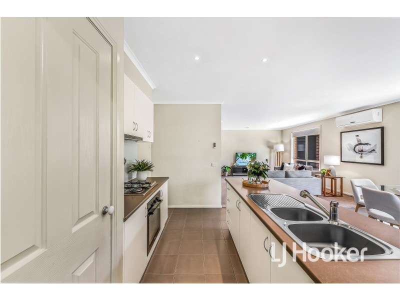 8A Ebony Drive, Pakenham VIC 3810