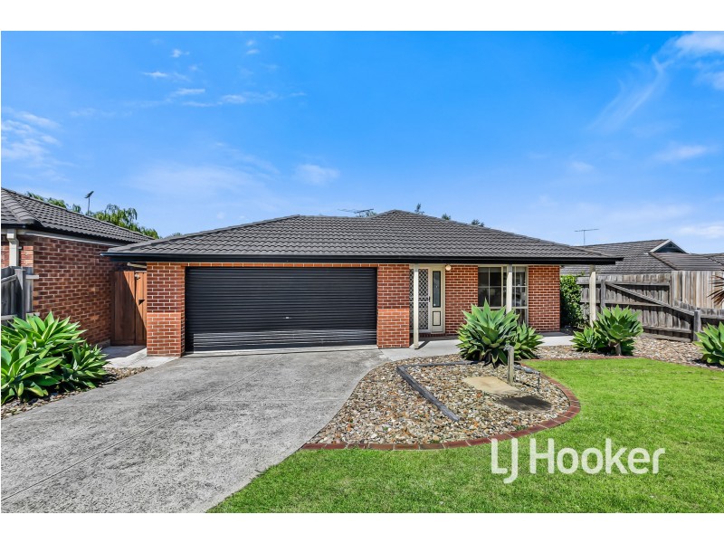 8A Ebony Drive, Pakenham VIC 3810