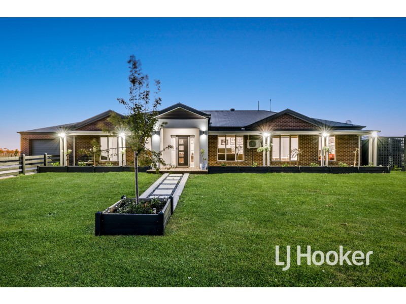 350 Temby Road, Iona VIC 3815