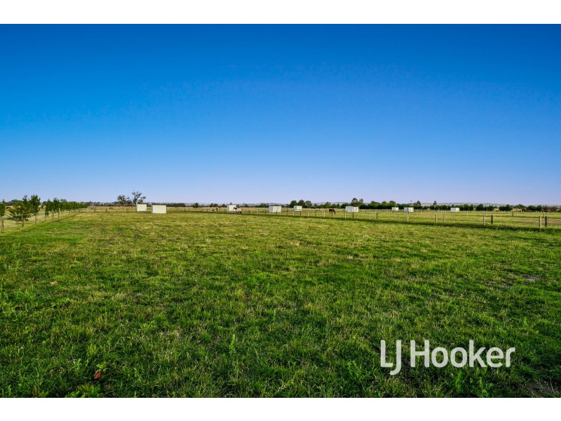 350 Temby Road, Iona VIC 3815