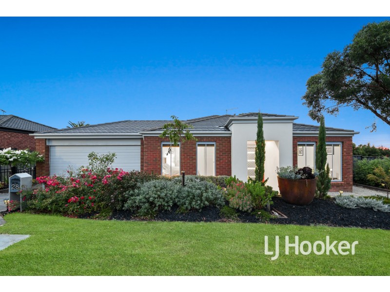 28 Caspian Chase, Pakenham VIC 3810