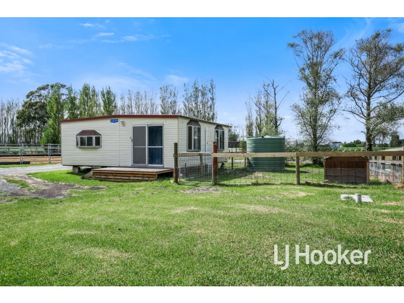 95 Railway Road, Dalmore VIC 3981