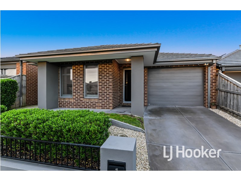 48 Arlington Avenue, Pakenham VIC 3810
