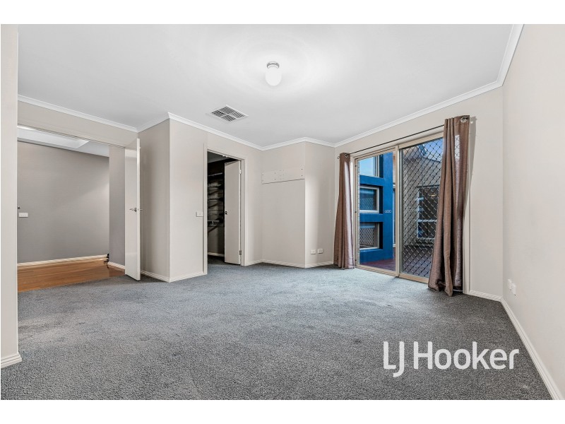 52 Shearwater Drive, Pakenham VIC 3810