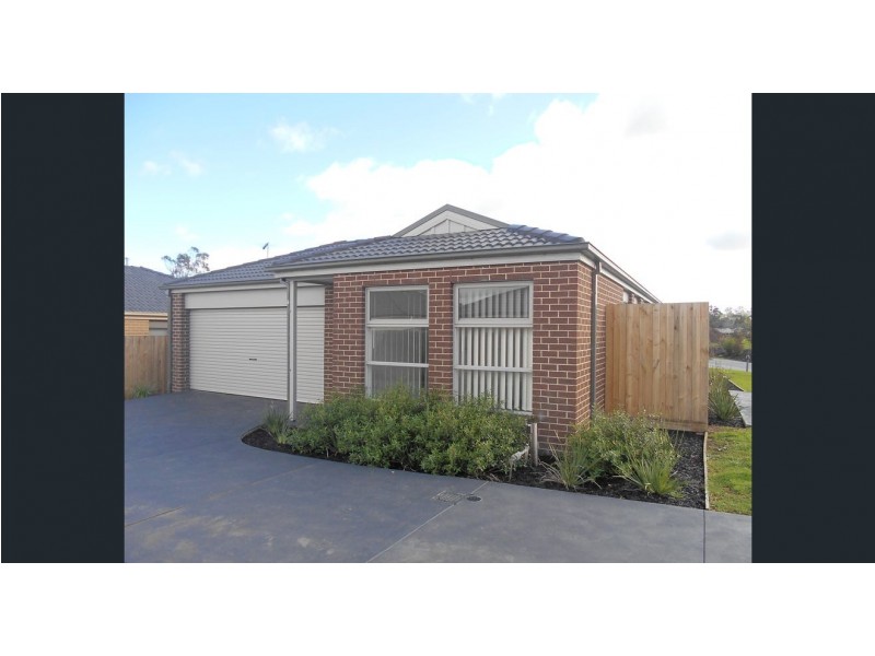 7/9 Shakespeare Court, Drouin VIC 3818