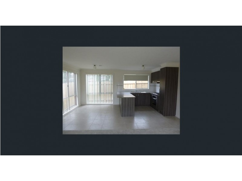 7/9 Shakespeare Court, Drouin VIC 3818