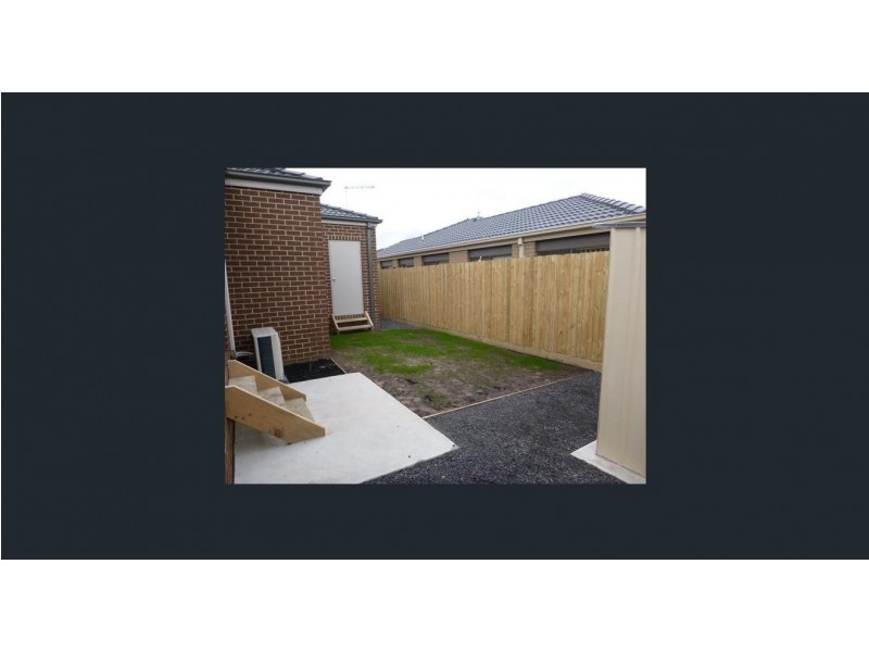 7/9 Shakespeare Court, Drouin VIC 3818