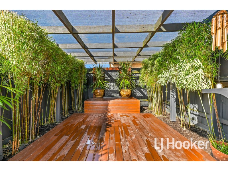 4/27-29 Rogers Street, Pakenham VIC 3810