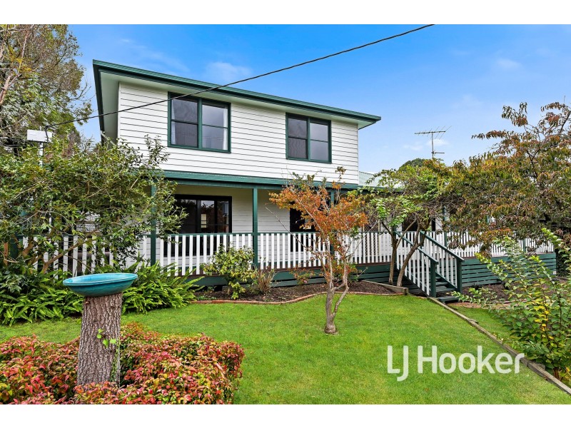 1 Gardenia Street, Pakenham VIC 3810