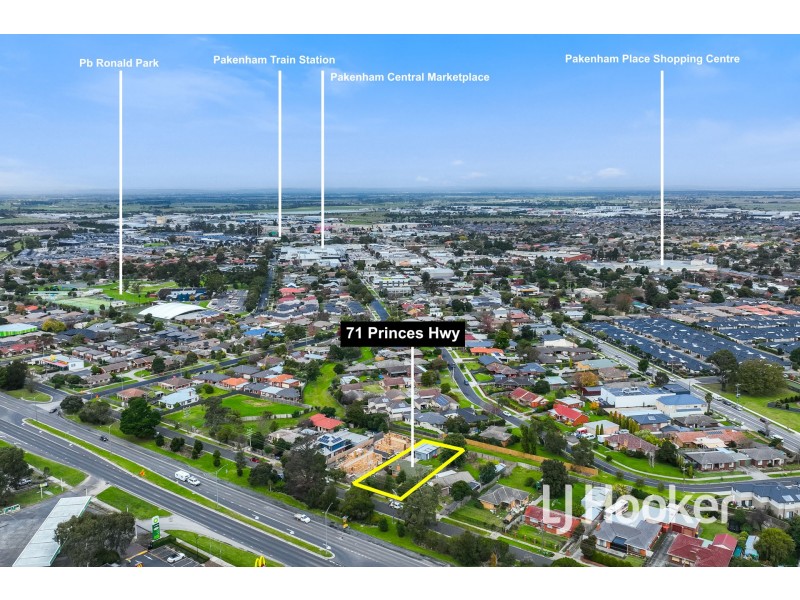 71 Princes Highway, Pakenham VIC 3810