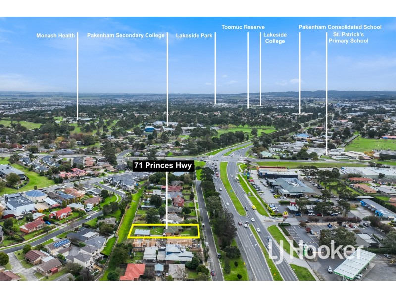 71 Princes Highway, Pakenham VIC 3810