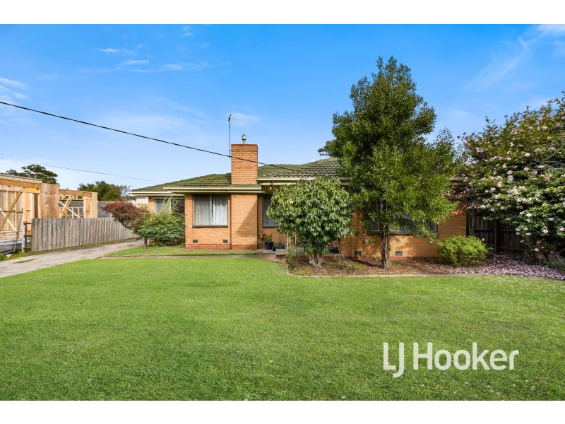 71 Princes Highway, Pakenham VIC 3810