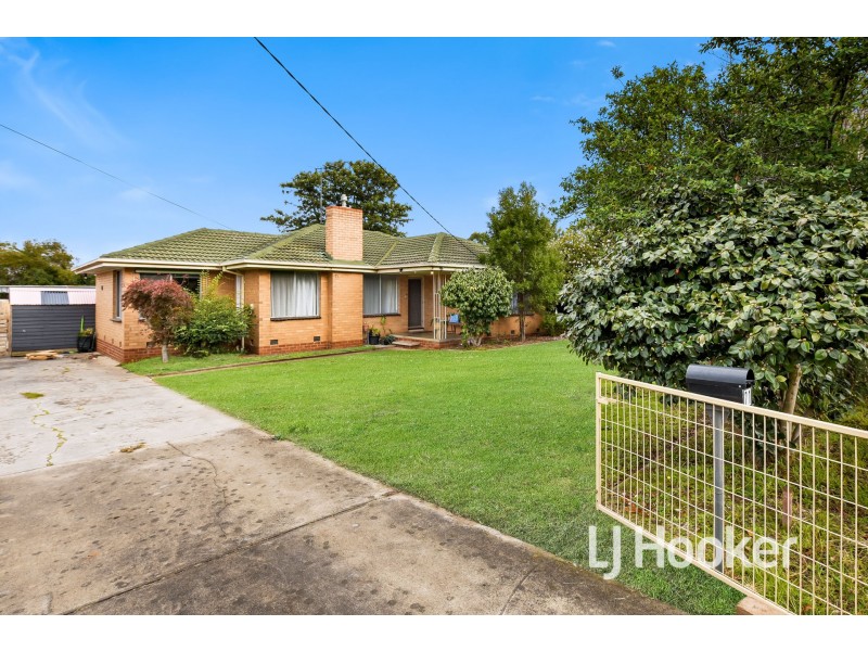 71 Princes Highway, Pakenham VIC 3810