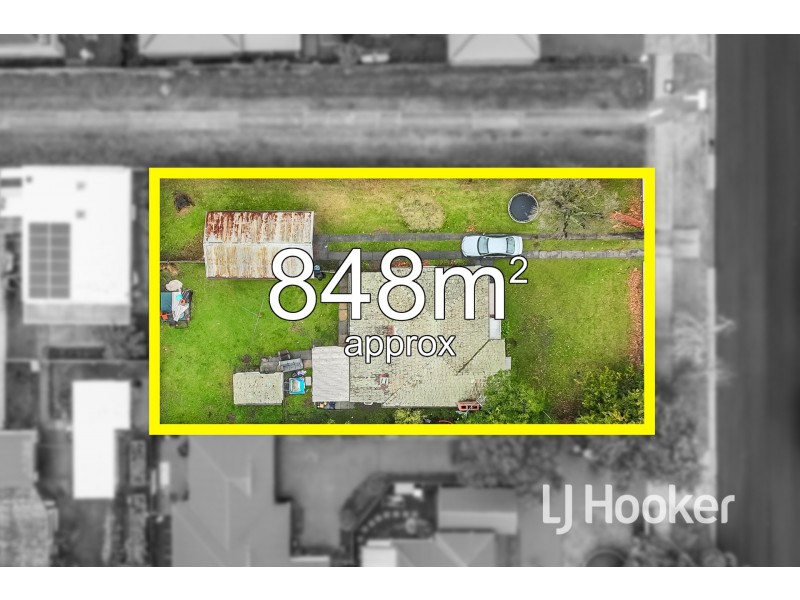 10 James Street, Pakenham VIC 3810