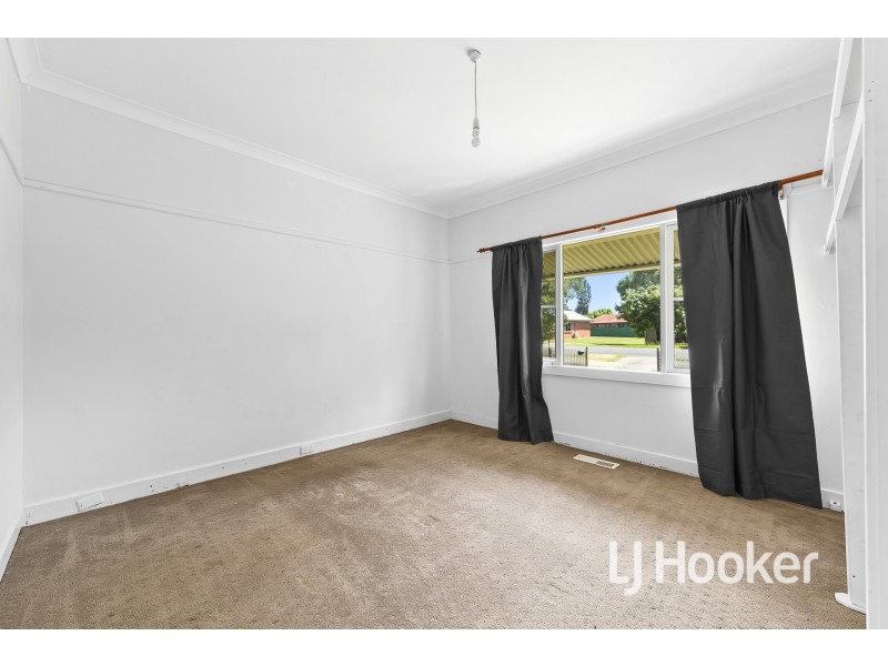 10 James Street, Pakenham VIC 3810