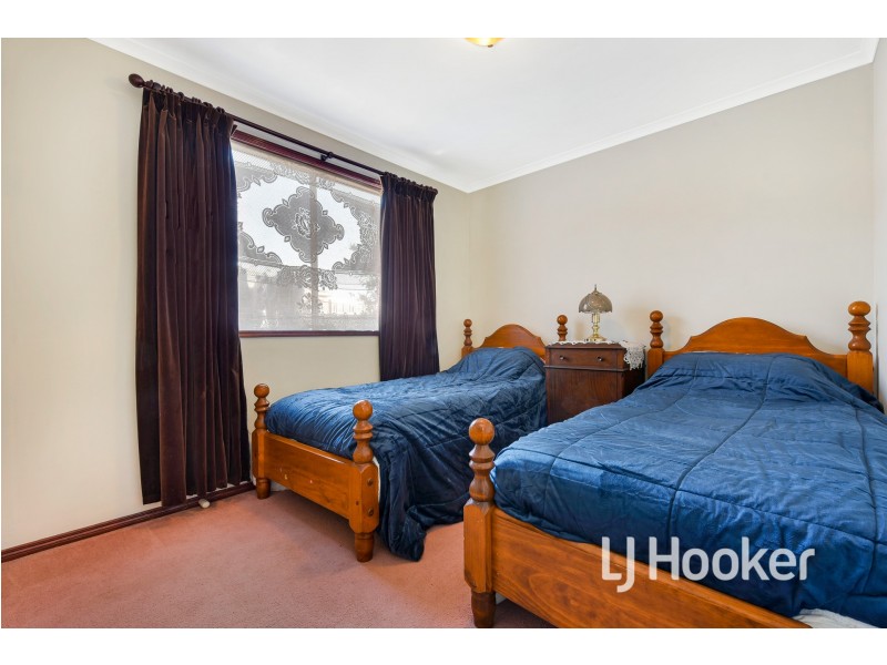 2 Forsyth Court, Cranbourne North VIC 3977