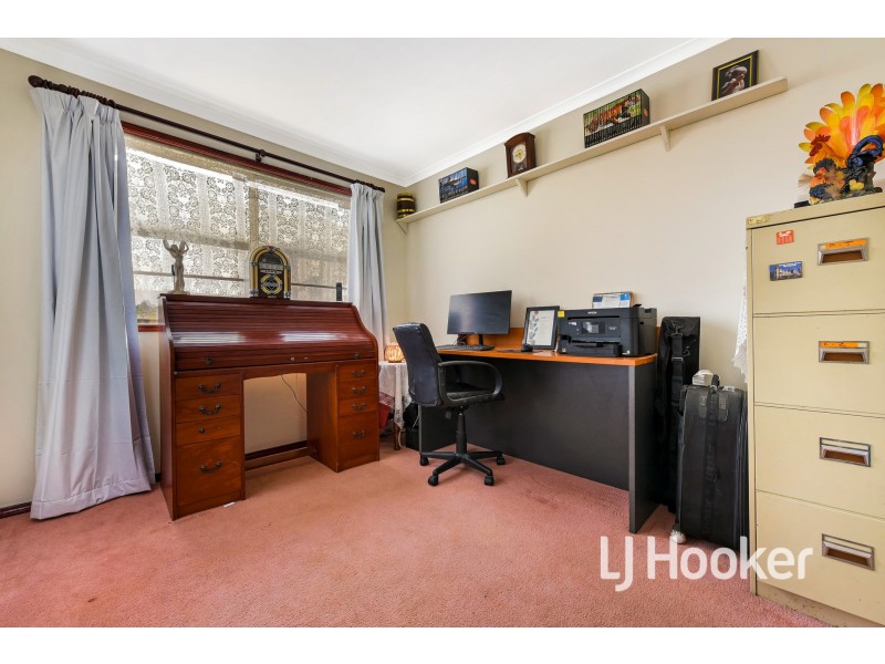 2 Forsyth Court, Cranbourne North VIC 3977