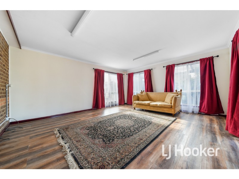 2 Forsyth Court, Cranbourne North VIC 3977