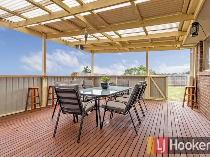 5 Breyleigh Drive, Pakenham VIC 3810