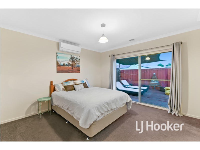 6 Caitlin Drive, Pakenham VIC 3810