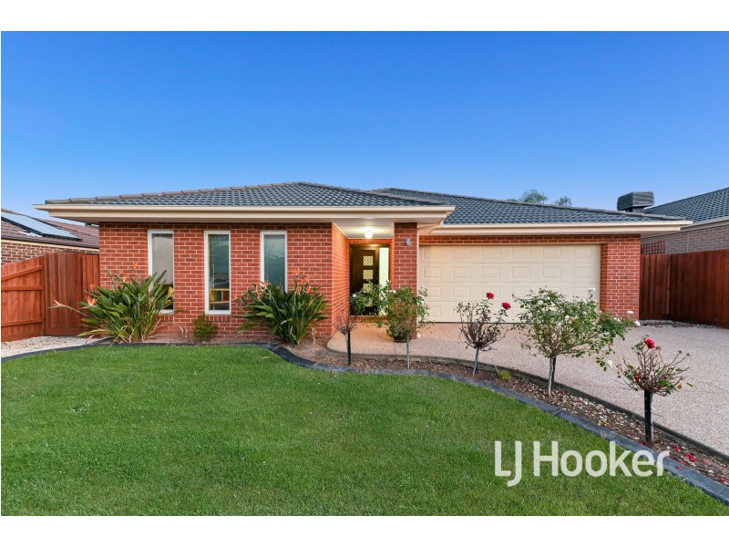6 Caitlin Drive, Pakenham VIC 3810