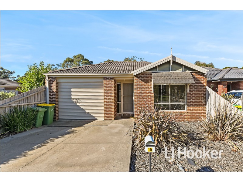 15 Red Cherry Court, Pakenham VIC 3810