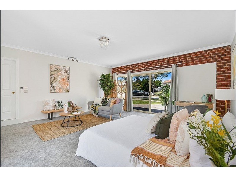 9 Iris Place, Pakenham VIC 3810