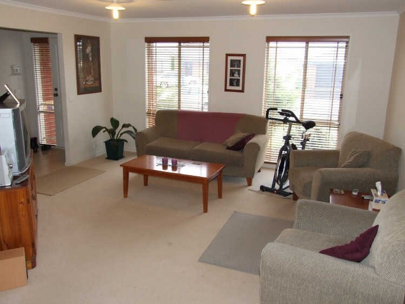 7 Sapphire Crescent, Pakenham VIC 3810