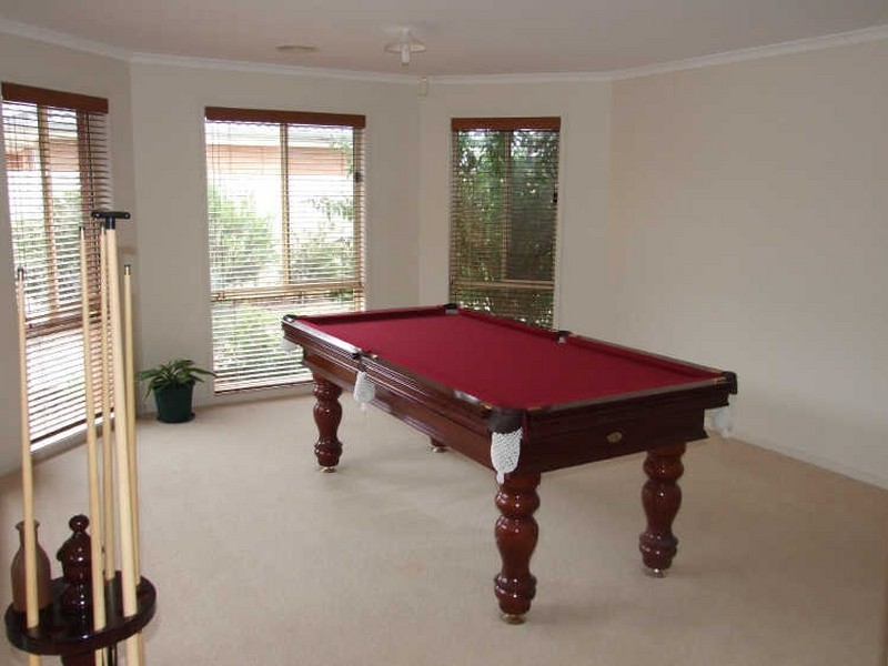 7 Sapphire Crescent, Pakenham VIC 3810