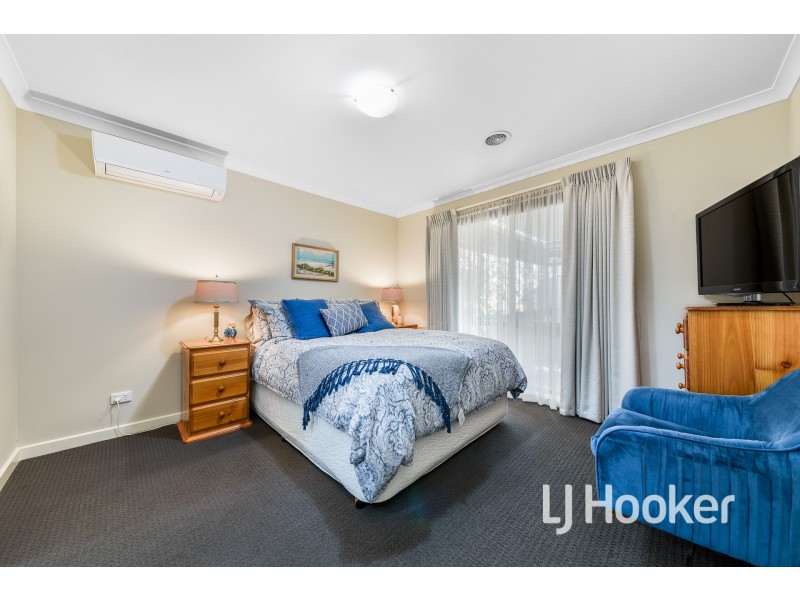 2/3 Anderson Street, Pakenham VIC 3810