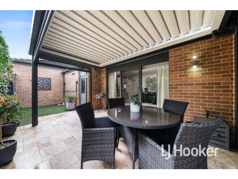 2/3 Anderson Street, Pakenham VIC 3810