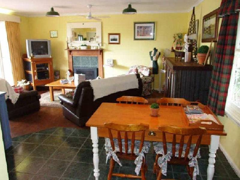 3 Gardenia Street, Pakenham VIC 3810