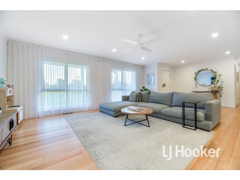 10-12 Browning Road, Nar Nar Goon VIC 3812